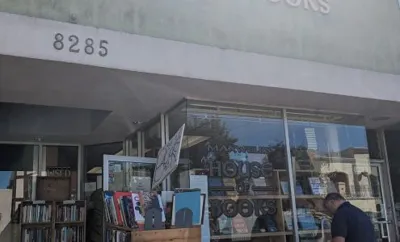 Maxwell's House of Books, business photo 1