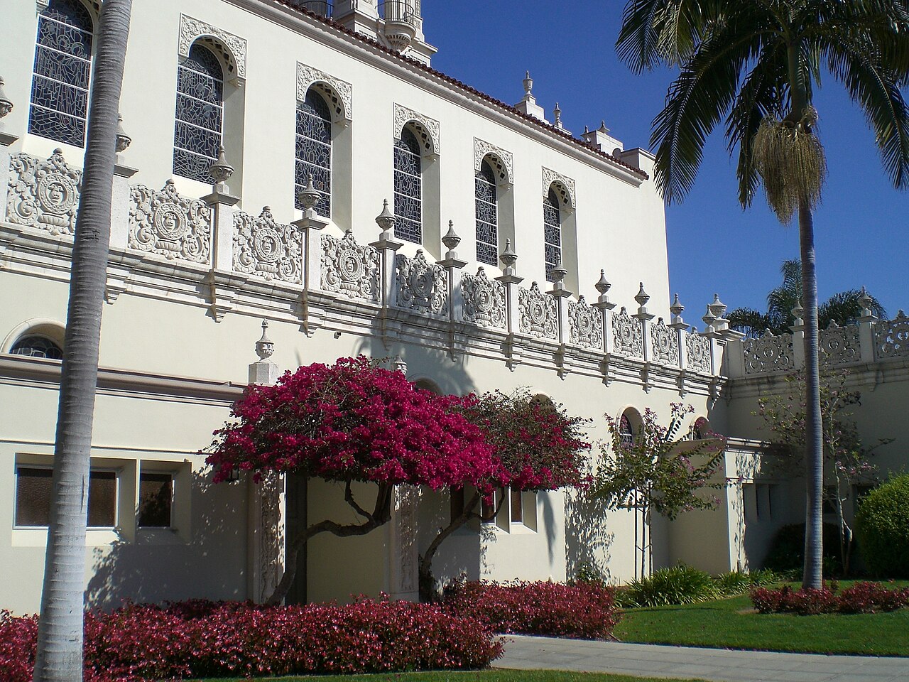 USD courtyard, University of San Diego